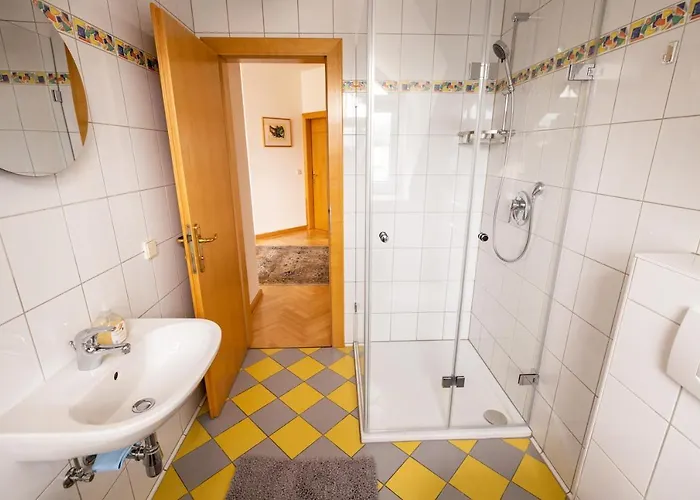 Ella * Klagenfurt am Woerthersee